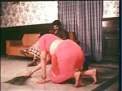 Find-Best-Ass.com presents: Mallu maid cleavage show