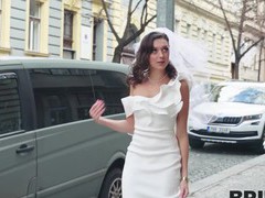 Find-Best-Ass.com presents: Horny for her haircutter
