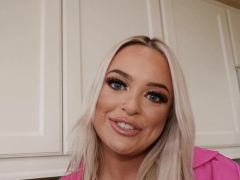 Find-Best-Ass.com presents: Blonde alexis kay with big boobs wearing lingerie gets fucked